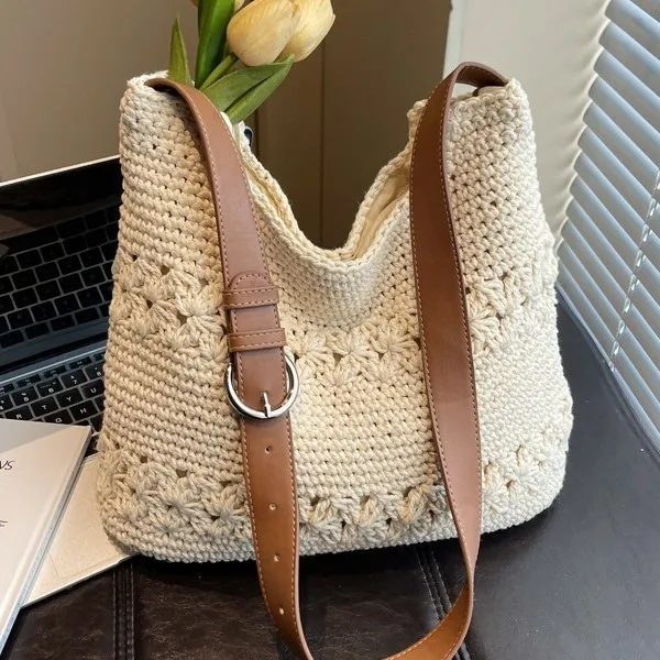 Large Capacity Women's Fabric Shoulder Bag with Single Shoulder Strap Featuring Braid Design in Square Shape