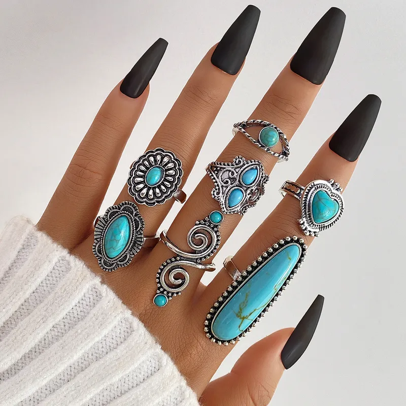 Vintage Bohemian Turquoise Heart Flower Ring for Women Alloy Plated Ethnic Jewelry