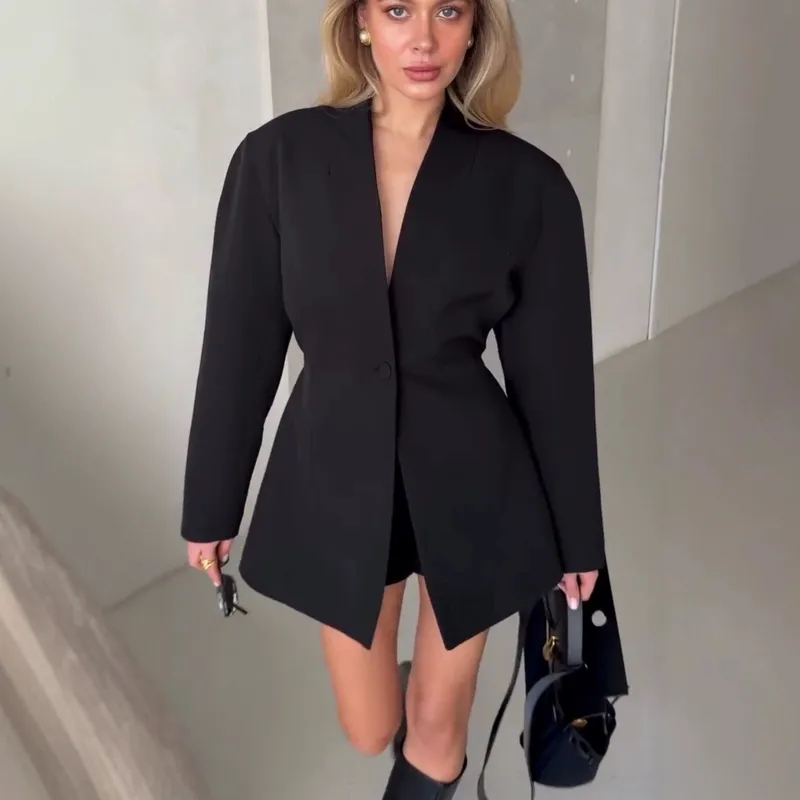 Long Sleeve Polyester Blazer with V Neck and Single Breasted Closure, Regular Sleeve Style