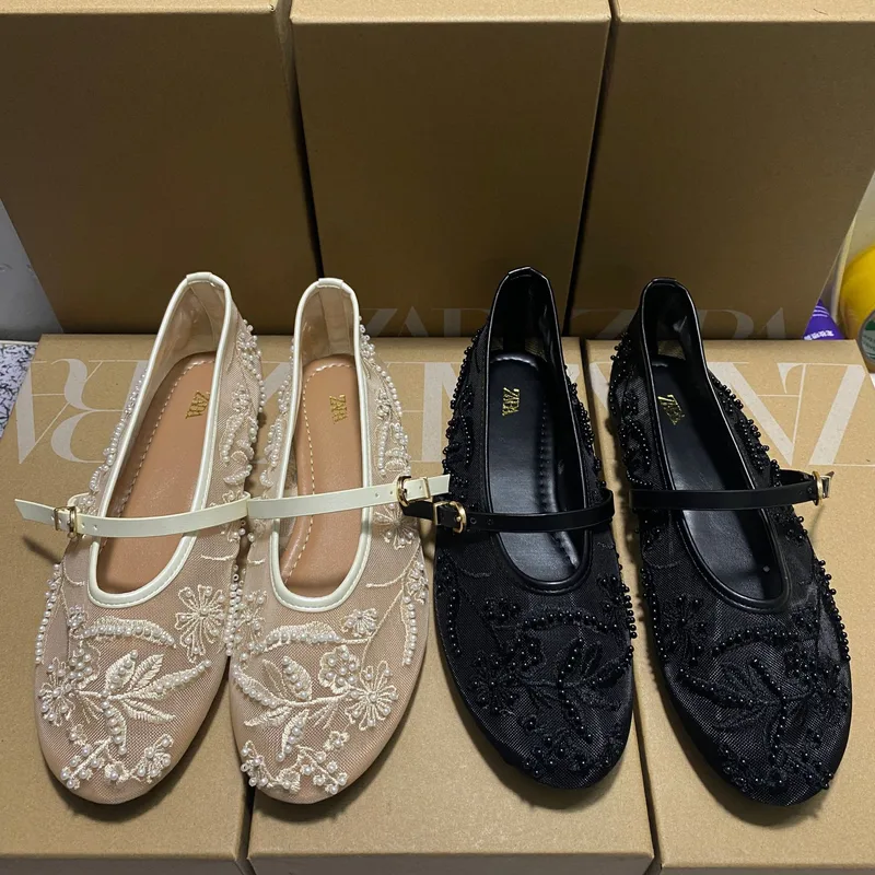 Solid Color Women Ankle Strap Sandals with PU Leather Sole and Mesh Upper, Flat Heel Design