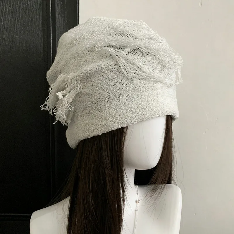 Solid Color Warm Women’s Brimless Beanie Hat in Cloth Material Featuring Braid Craft