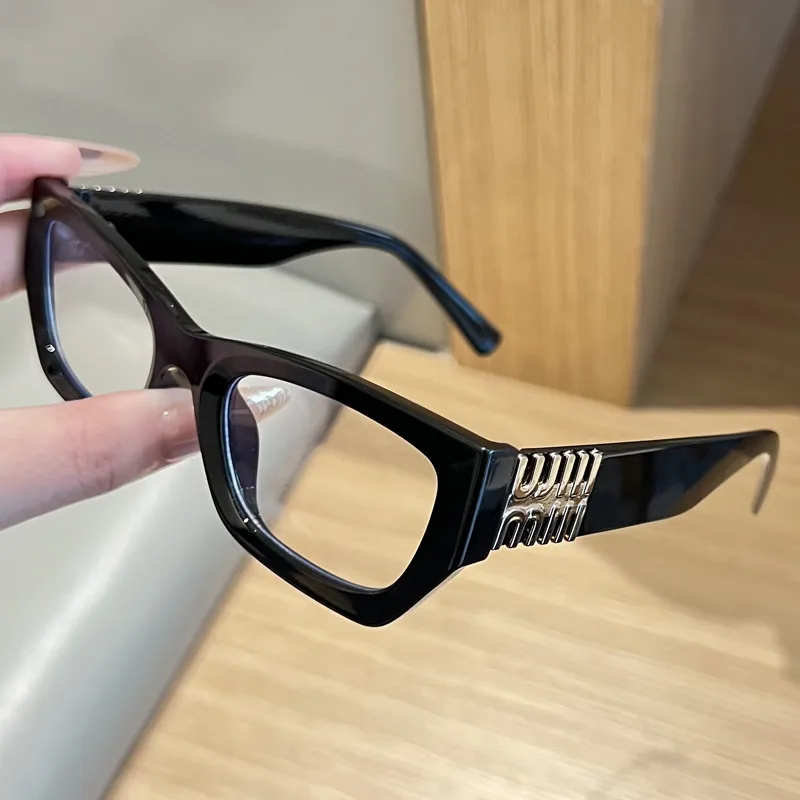 Black Cat Eye Full Frame Sunglasses for Women with UV Protection