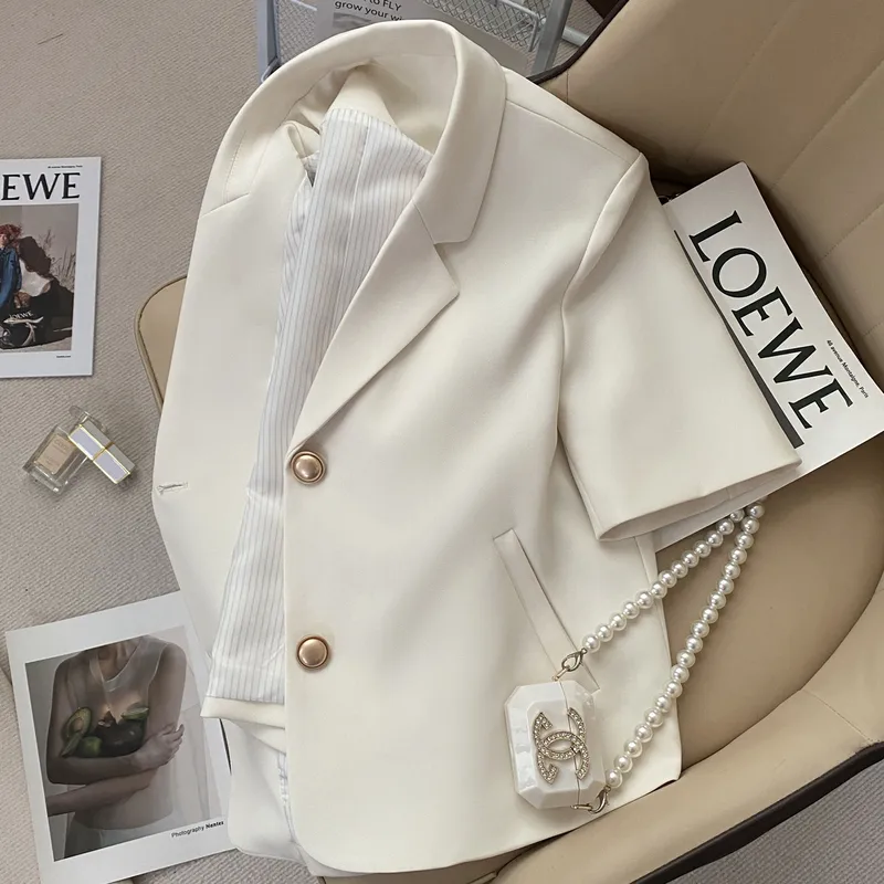 Women's Polyester Half Sleeve Single Breasted Square Neck Blazer