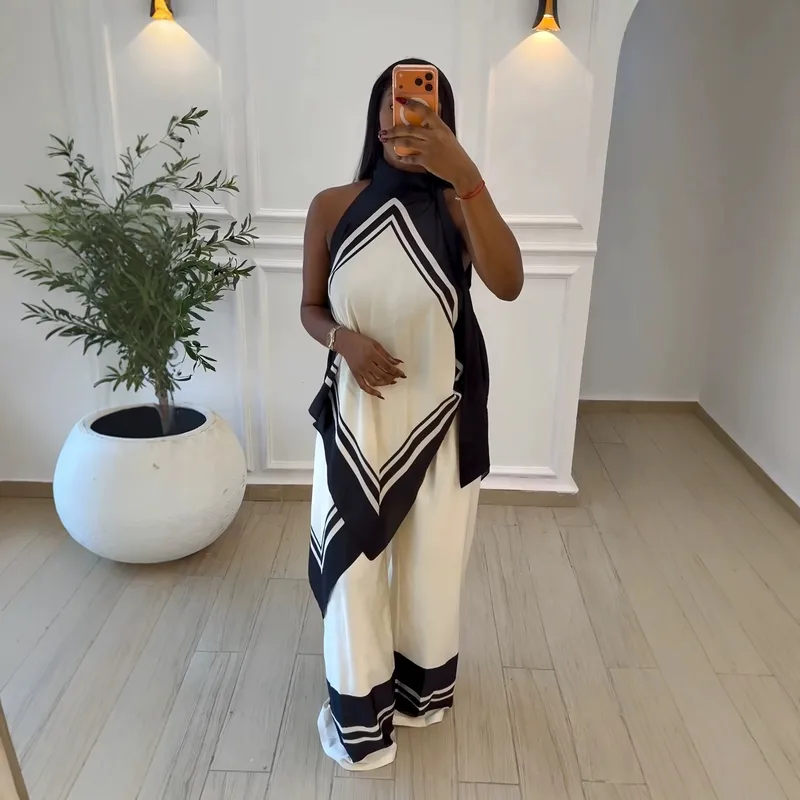 Color Block Pant Co-ord Set with Patchwork Detail, Straight Polyester Pants and Sleeveless Top, 2 Pieces Set in Simple Style