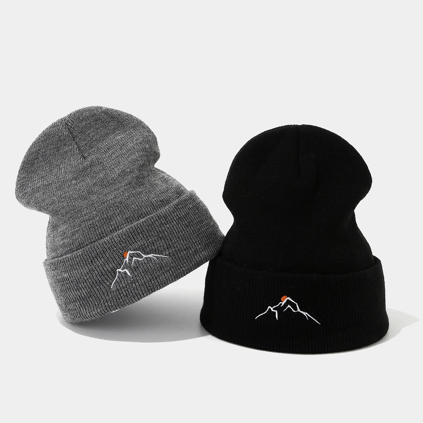 Women's Modern Solid Color Wool Cap with Flat Brim
