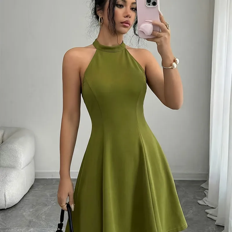 Elegant Solid Color Knee-Length Dress with Standing Collar, Made of Polyester Featuring Button Detail