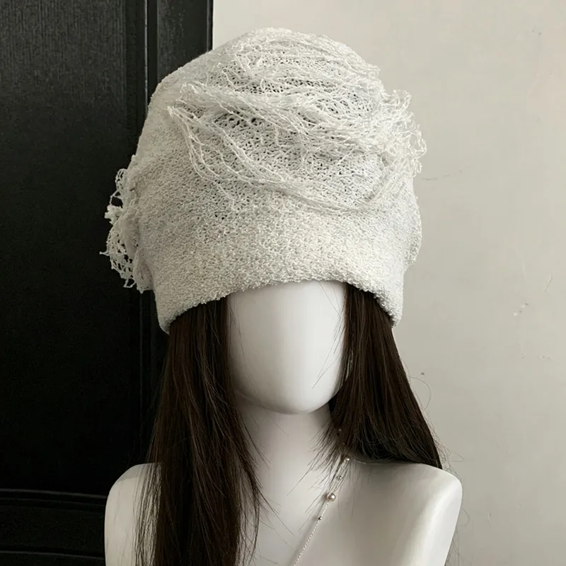 Solid Color Warm Women’s Brimless Beanie Hat in Cloth Material Featuring Braid Craft