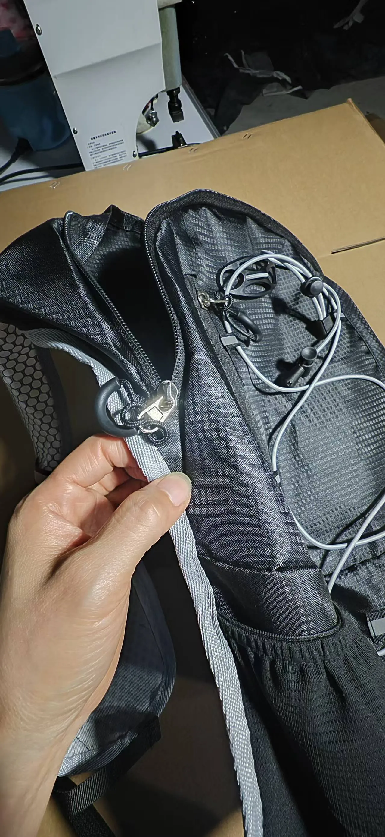 Unisex Solid Color Hiking Backpack for Cycling, made of Polyester, suitable for Spring