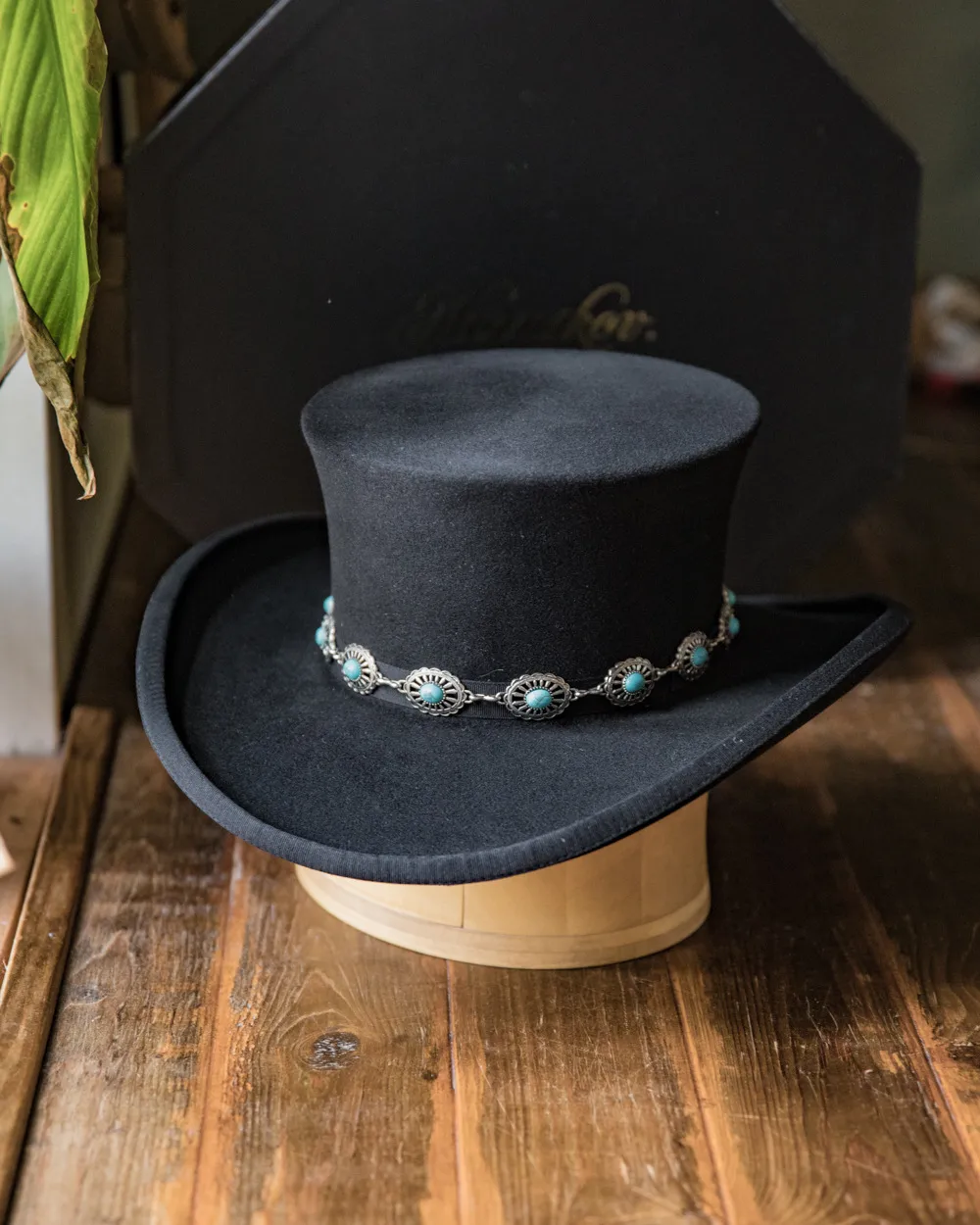 Elegant Men's Wide Brim Wool Fedora Hat for All Seasons