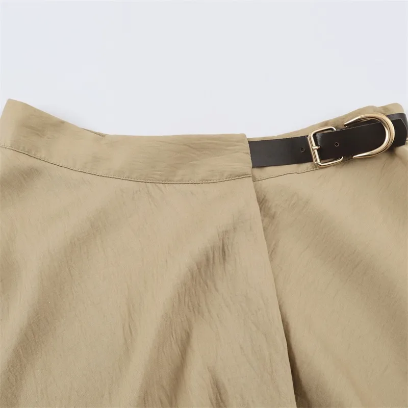 Streetwear Autumn Skirt in Polyester with Embroidery Featuring Low Waist Design
