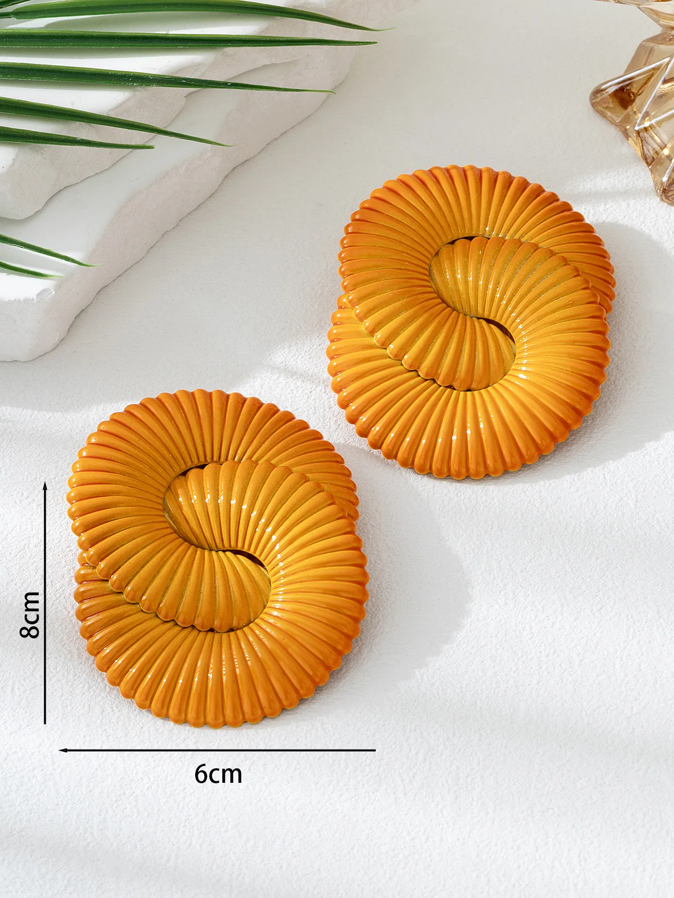 Geometric Twist Stud Earrings For Women in Gold Alloy Featuring Exaggerated Style, 1 Pair size guide