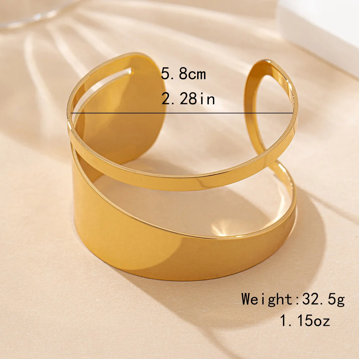 Simple Style O-Shape Gold Bangle Bracelet in Electroplated Iron, Unisex Design size guide