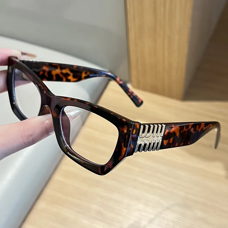 Black Cat Eye Full Frame Sunglasses for Women with UV Protection