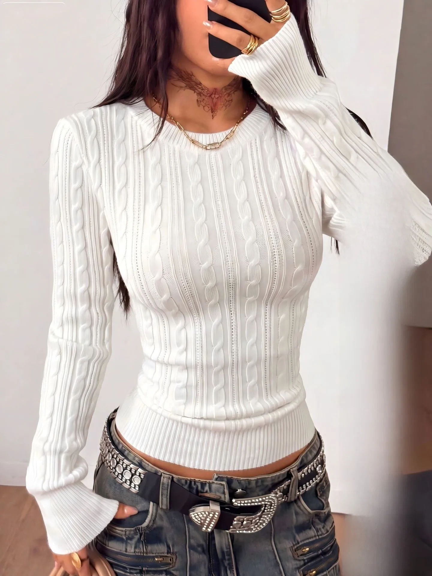 Solid Color Long Sleeve Acrylic Streetwear Pullover Sweater for Women Featuring Braid Craft