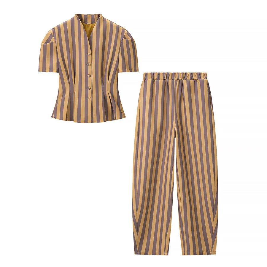Stripe Casual Pant Co-ord Set in Polyester Featuring Knee Length Pants, Streetwear Style for Summer, 2 Pieces Set