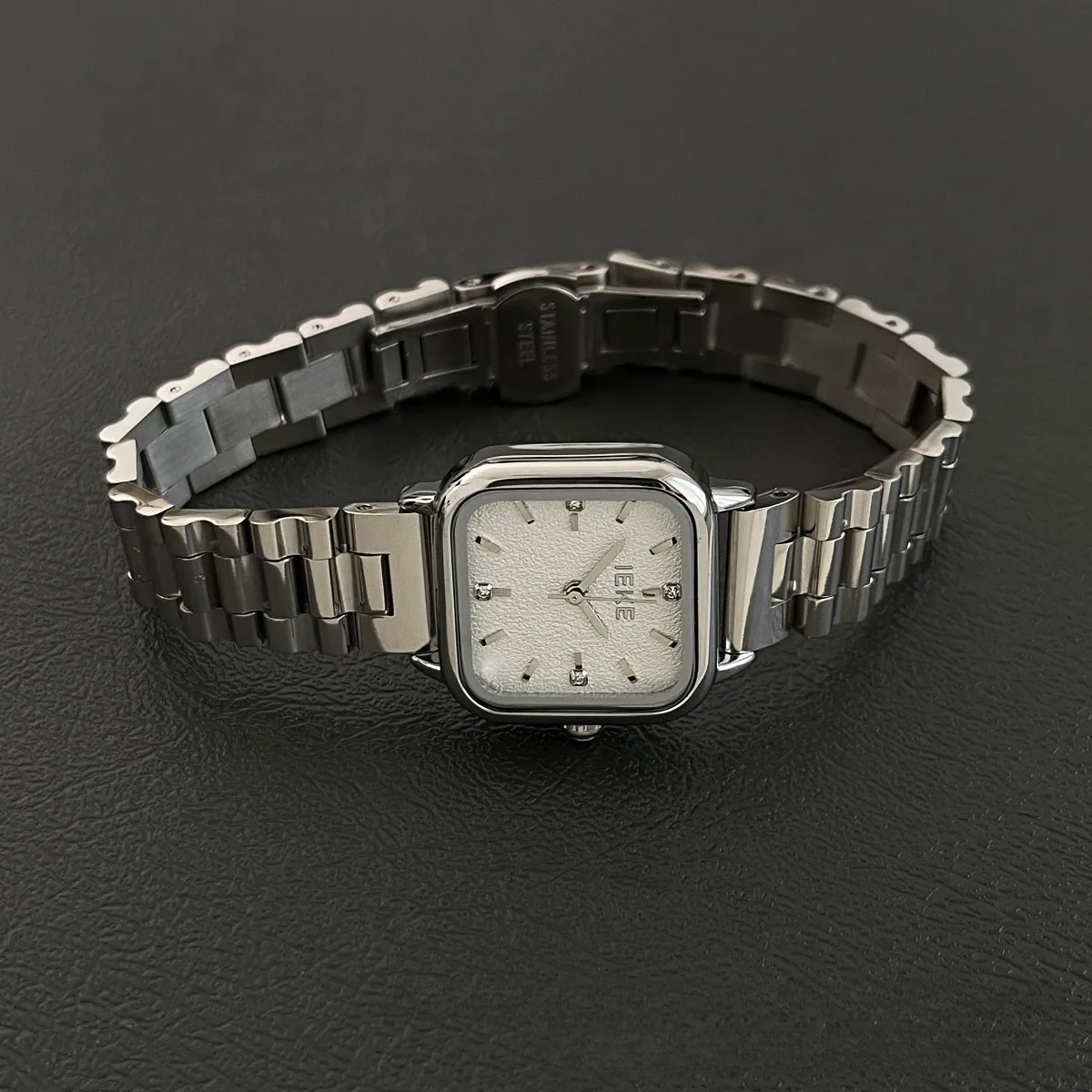 Women's Square Quartz Watch with Steel Belt Strap and Single Folding Buckle Featuring Ordinary Glass Mirror