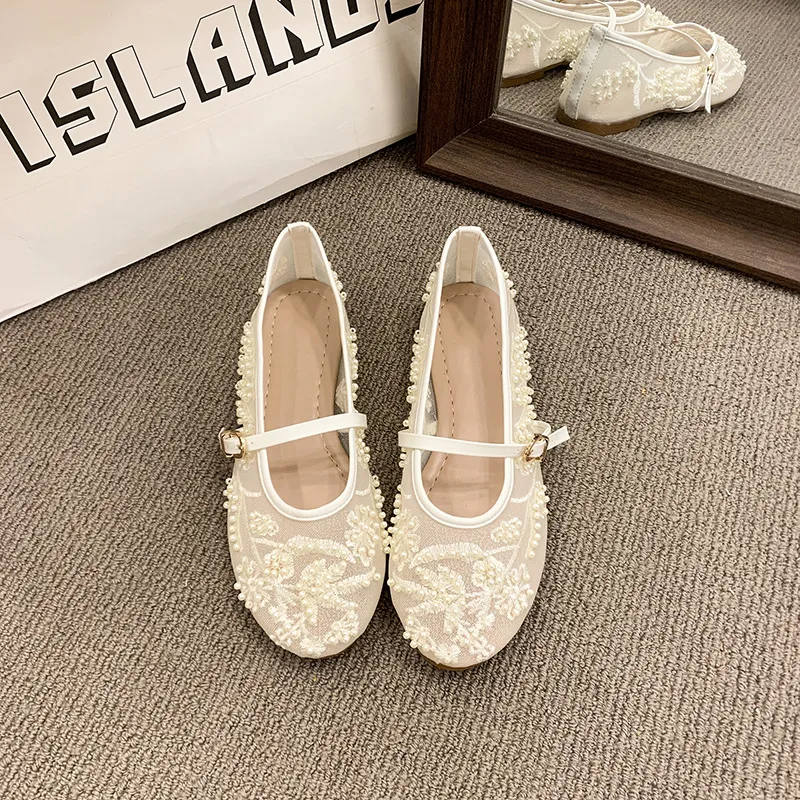 Solid Color Women Mary Jane Shoes with Rubber Sole and Flat Heel Featuring Mesh Upper in Casual Style