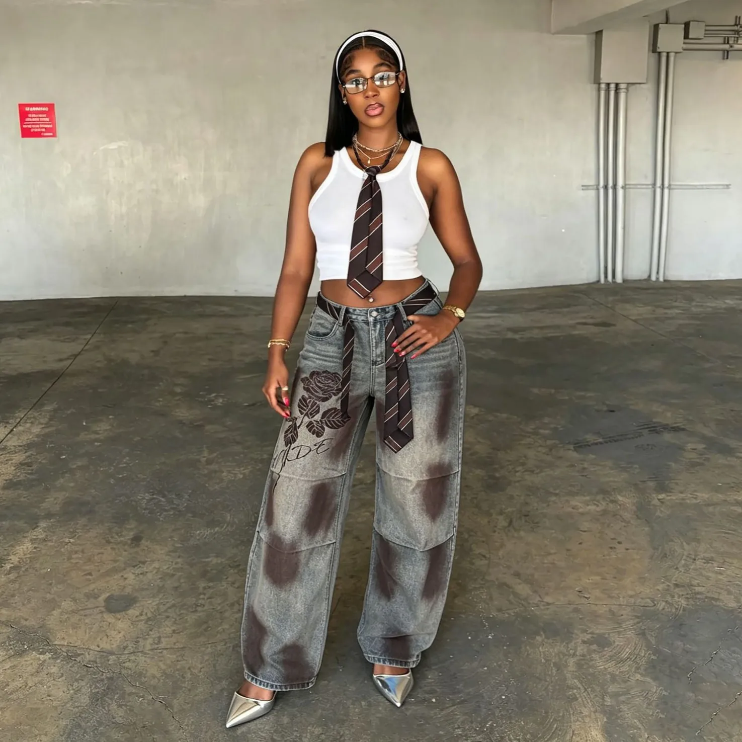 Rose Embroidered Full Length Denim Cotton Jeans for Women in Streetwear Style with Inelastic Fabric