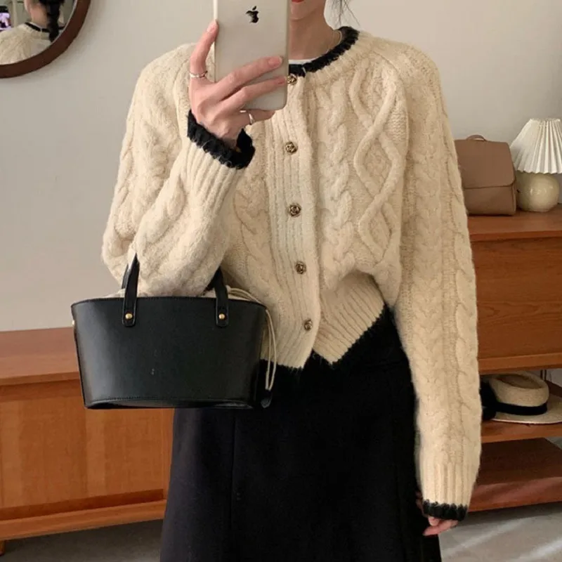 Contrast Binding Long Sleeve Lazy Style Women's Sweater