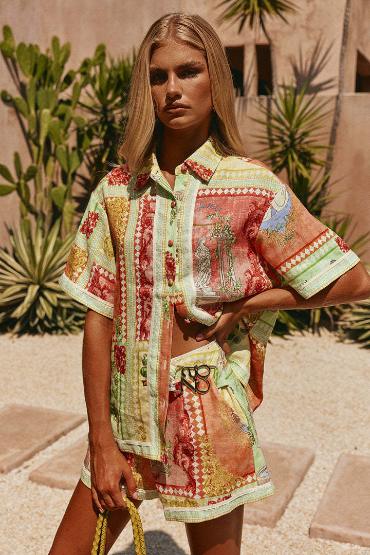 Abstract Linen Shorts Co-ord Set with Printing, Featuring Shirt Collar and Placket Closure for Casual Wear