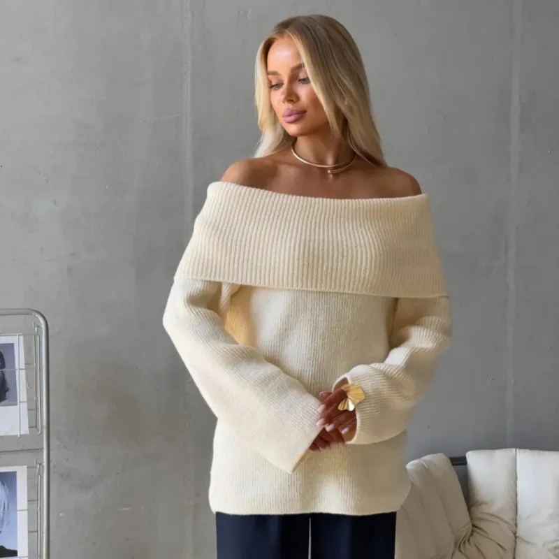 Elegant Solid Color Long Sleeve Knitwear for Women in Knitted Fabric with Boat Neck and Pullover Design