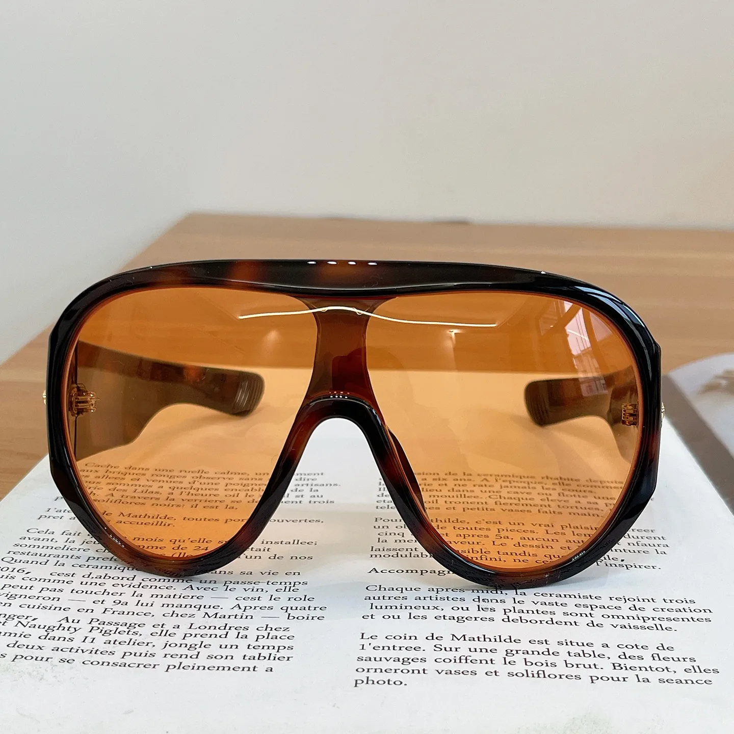 Unisex Aviator Full Frame Sunglasses with Resin Lenses in Leopard Print for Spring