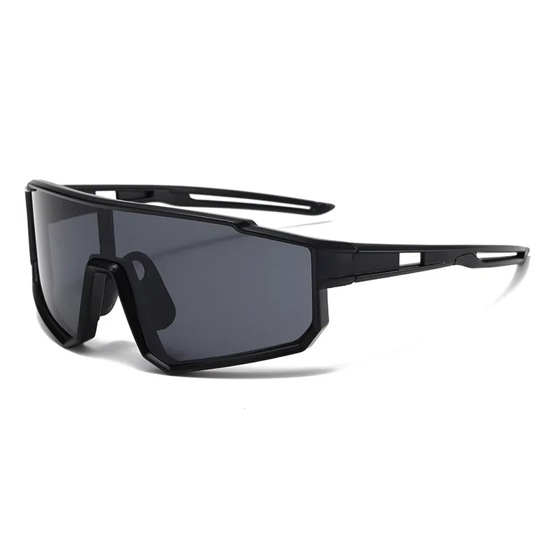 Trendy Windproof PC Cycling Glasses with White Frame Silver Mercury Lenses