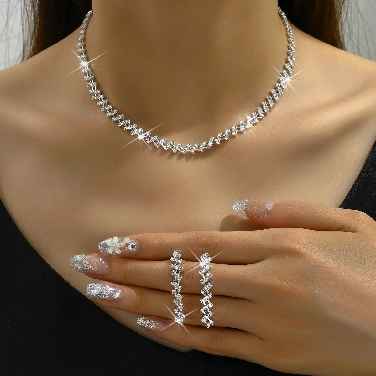 Elegant Water Droplets Necklace in Silver Featuring Copper Pendant Material with Zircon Inlay, Unisex Design