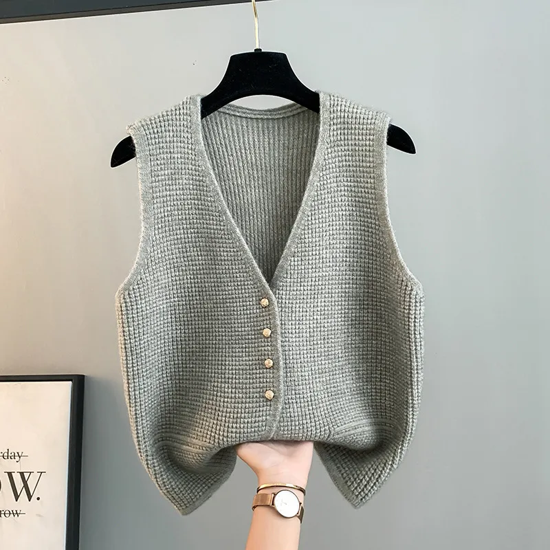 Sleeveless V-Neck Solid Color Lazy Style Arctic Velvet Sweater
