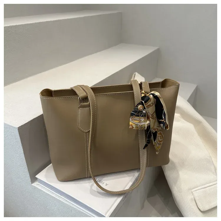 Medium Square Urban Minimalist PU Shoulder Bag with Zipper and Double Straps