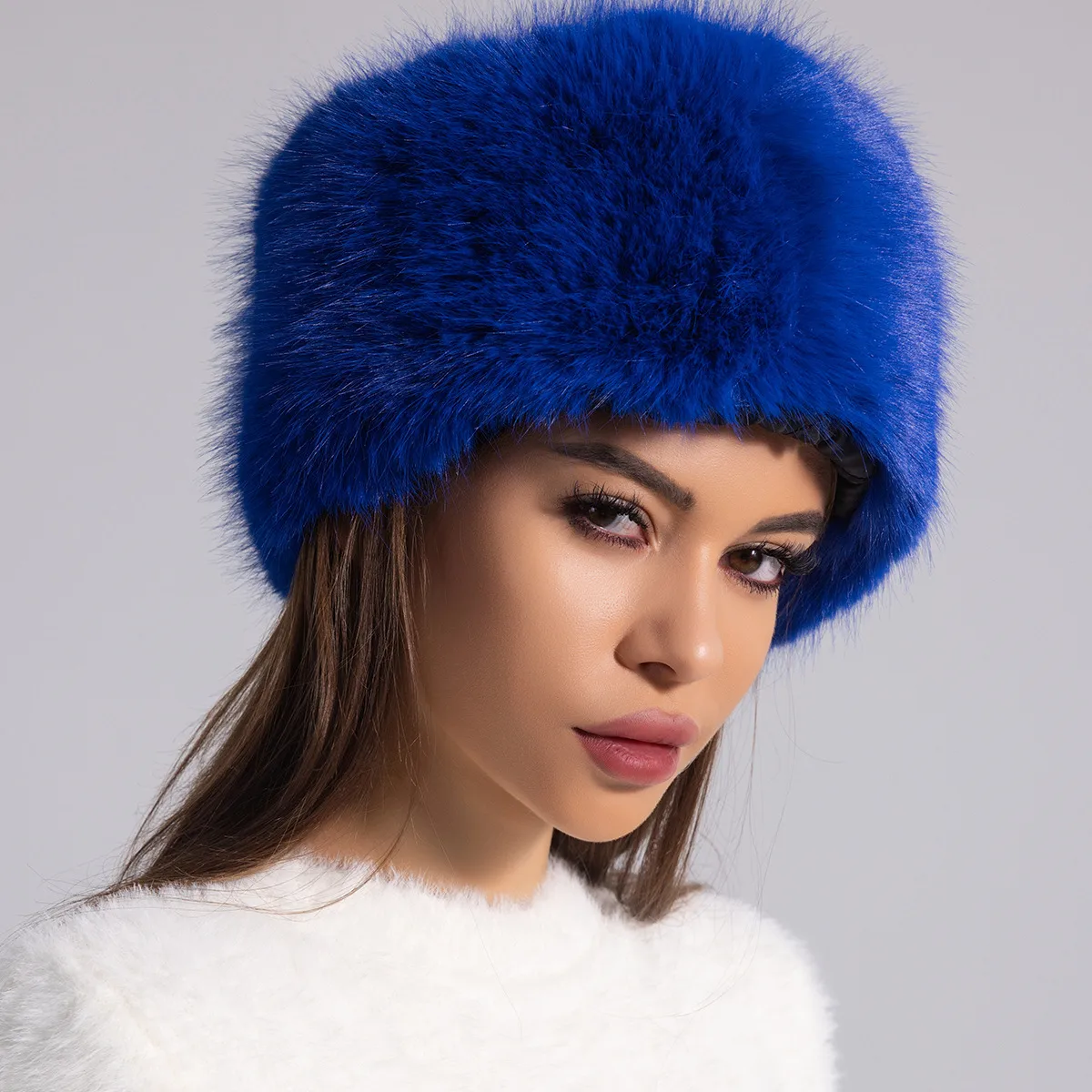 Casual Style Bucket Hat for Adults, Suitable for Winter Season