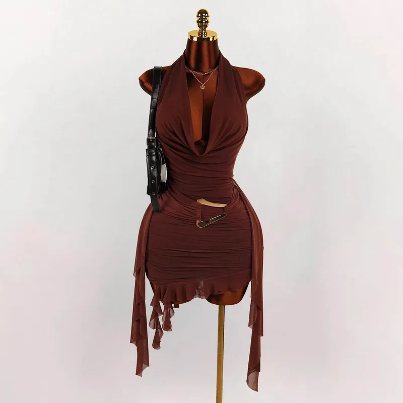 Solid Color Sexy Sleeveless V Neck Sheath Dress for Daily Wear in Polyester Fabric