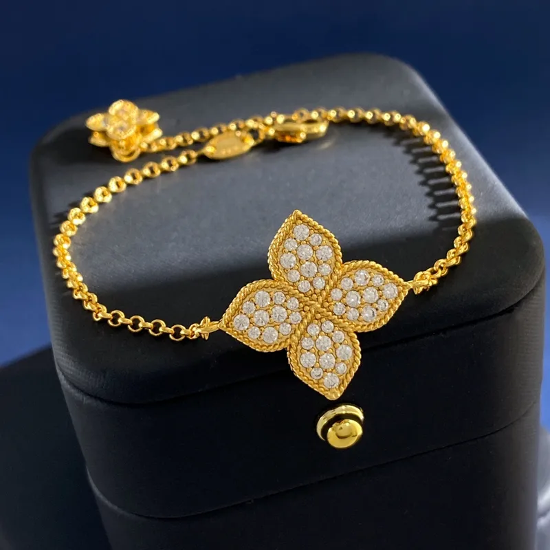 Flowers Bracelet with Claw Setting in 18K Gold Plated Brass Featuring Zircon and Cable Chain, Water Plating 0.03-0.05µm