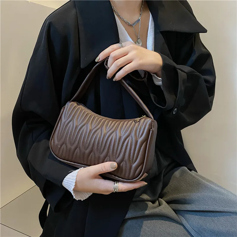Elegant Small Solid Color PU Underarm Bag for Women with Square Shape and Zipper Closure Featuring Sewing Thread Detail