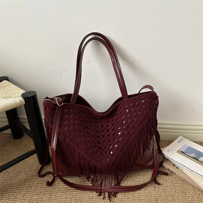 Solid Color Square PU Leather Tote Bag with Tassel, Single Shoulder Strap, Perfect for Spring and Summer