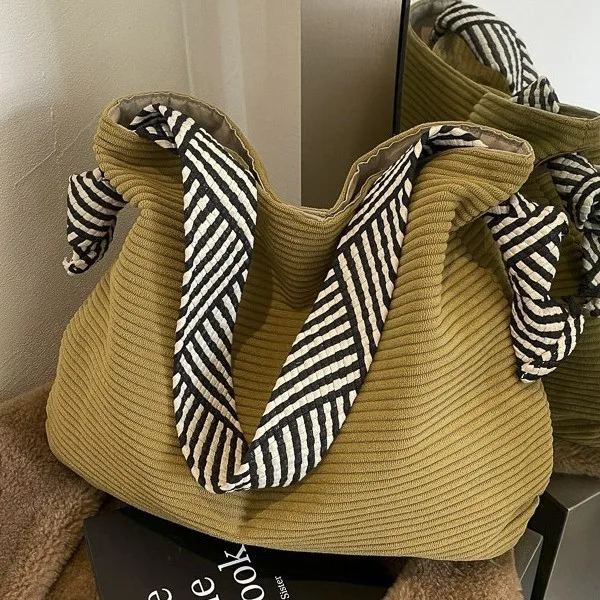 Solid Color Square Tote Bag for Women with Single Shoulder Strap, Large Capacity, Perfect for Autumn