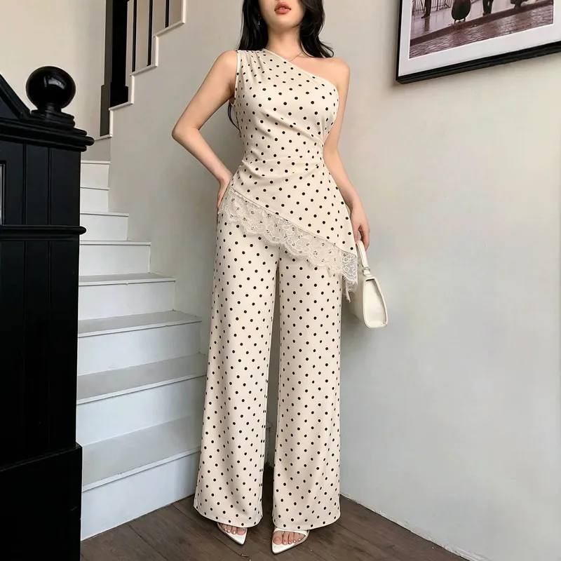 Elegant Polka Dots Pant Co-ord Set with Wide Leg Pants in Polyester featuring Lace Craftsmanship for Casual Wear