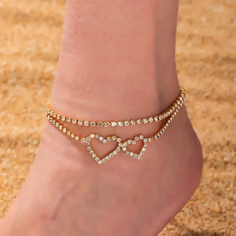 Women's Silver Alloy Anklet with Heels Design and Rhinestones, Ideal for Beach Accessories