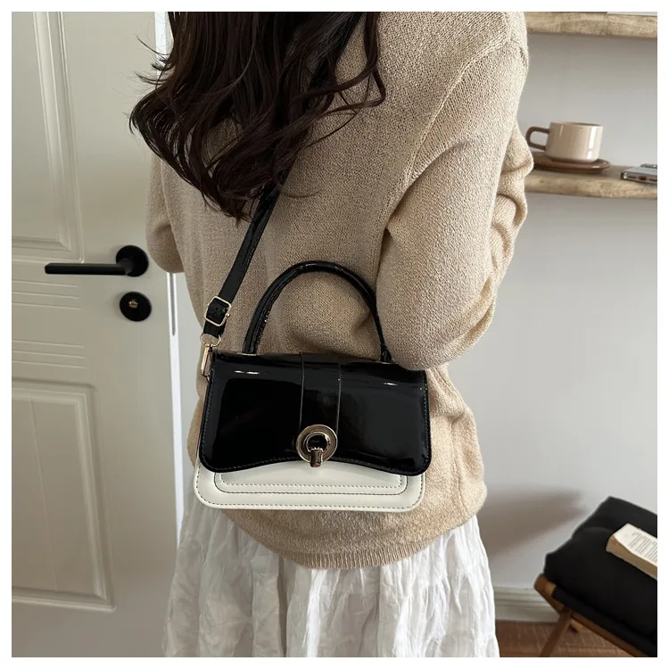Women’s Square Splicing Bag in PU Leather Featuring Lock Detail, Stylish Square Shape for Autumn and Winter