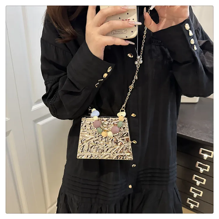 Square PVC Evening Bag with Chain Strap, Stylish and Elegant Accessory for Special Occasions